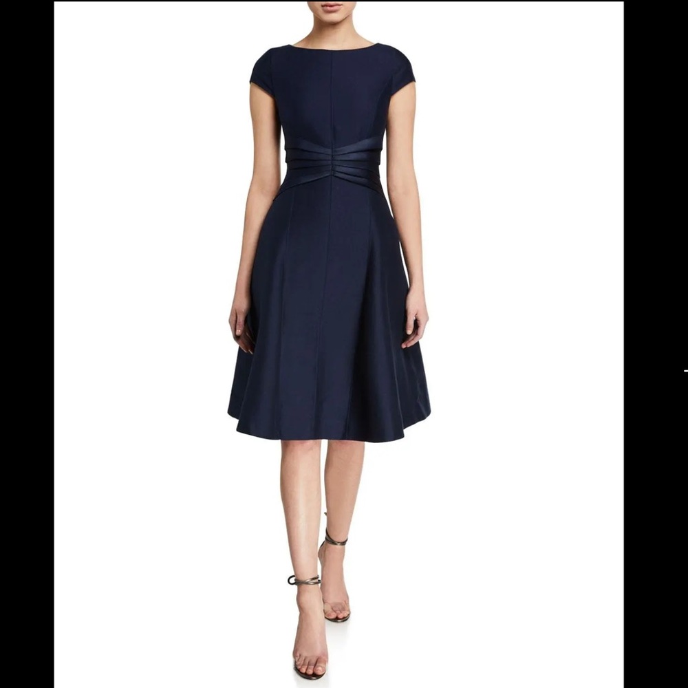 Halston bateau neck cap sleeve satin insert fit and flare dress Dark blue Size 0